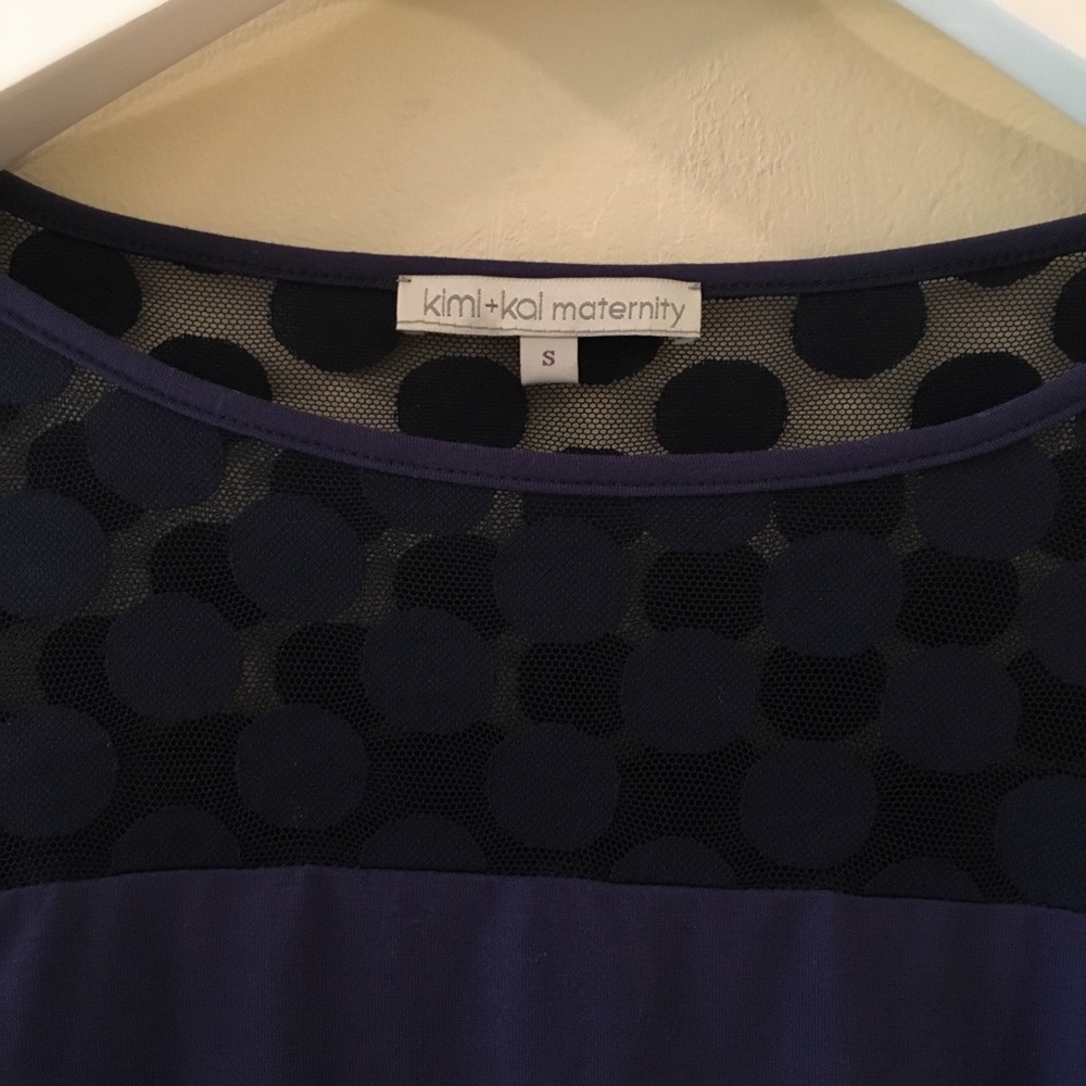 Fitted maternity top